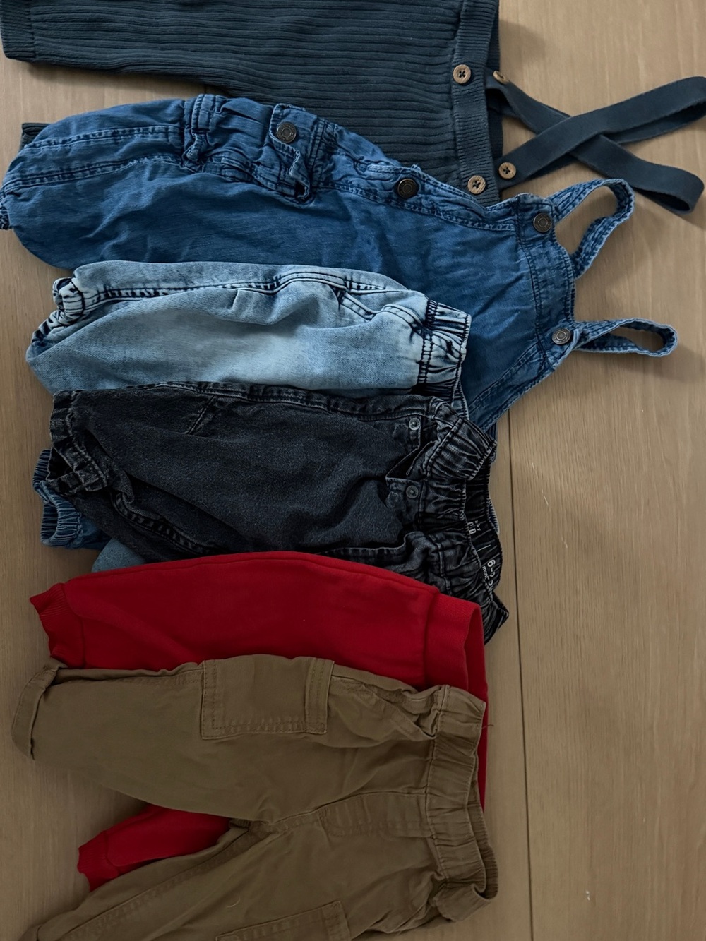 GAP Kids Bottoms Bundle - Blue, Light Blue, Black, Red, Brown